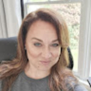 Meet your Posher, Deborah